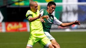 Osvaldo Alonso and Steve Purdy