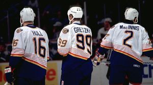 Wayne Gretzky with Brett Hull and Al MacInnis