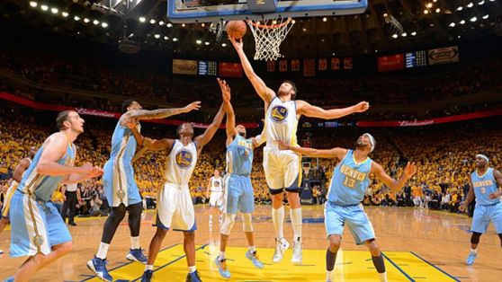 Andrew Bogut #12 of the Golden State Warriors