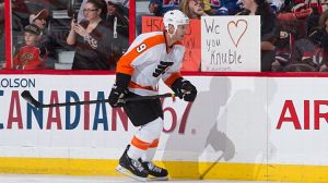 Mike Knuble #9 of the Philadelphia Flyers