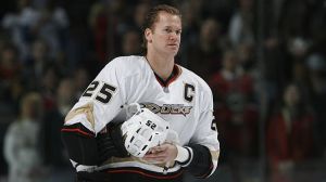 Chris Pronger #25 of the Anaheim Ducks 