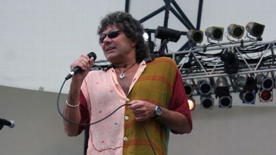 Mickey Thomas of Starship