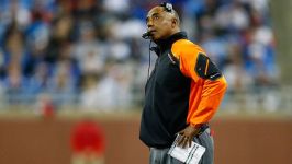 Marvin Lewis